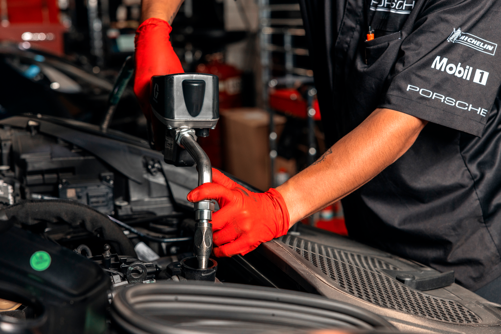 Porsche Service area in Chesterfield MO